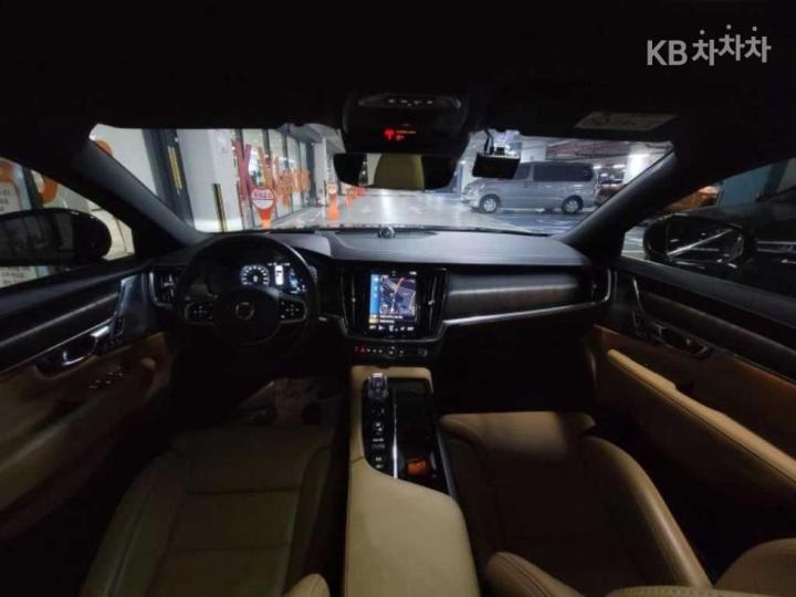 Volvo S90 B5 Inscription 7