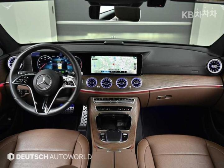 Mercedes-Benz E-Class W213 E220d 4MATIC Exclusive 8