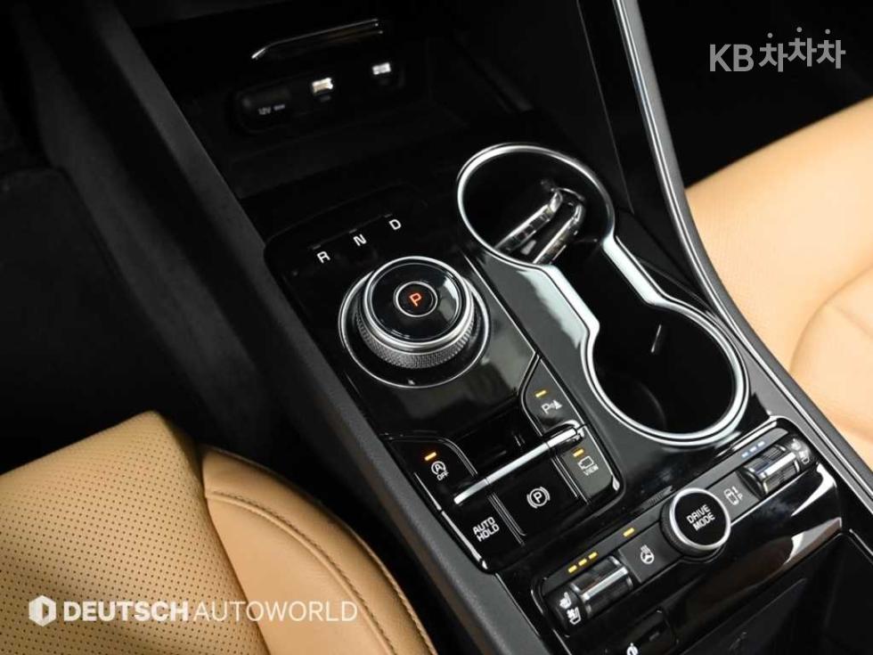 2023 - kia k5
