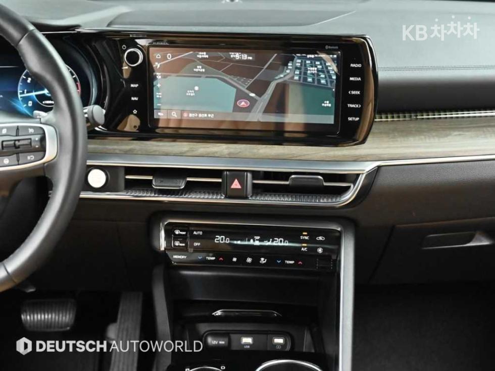 2023 - kia k5