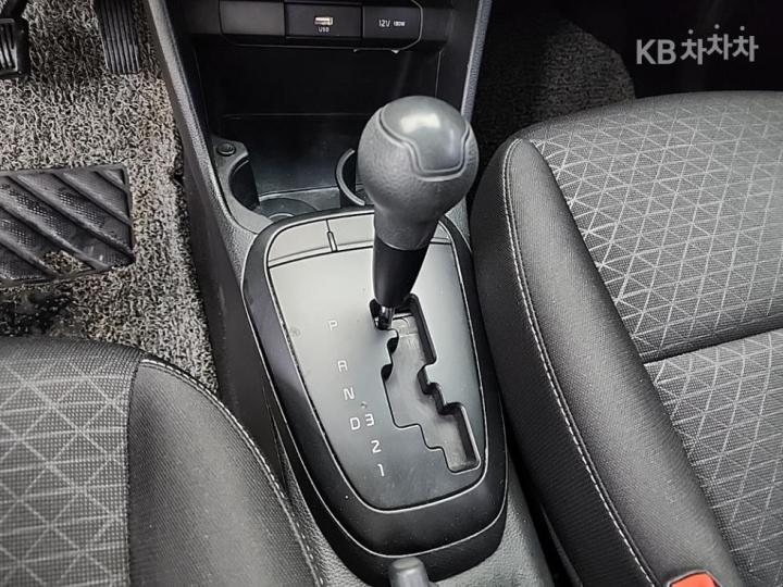 Kia Morning Urban JA 1.0 Gasoline Standard 9