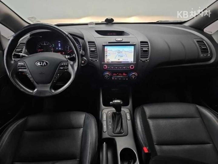 Kia K3 Prestige 6