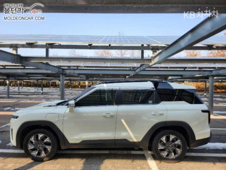 KG Mobility (Ssangyong) Torres EVX U100 2WD E7 9