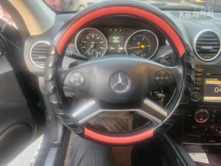 Mercedes-Benz M-Class New ML350 BlueTEC 4MATIC W166 9