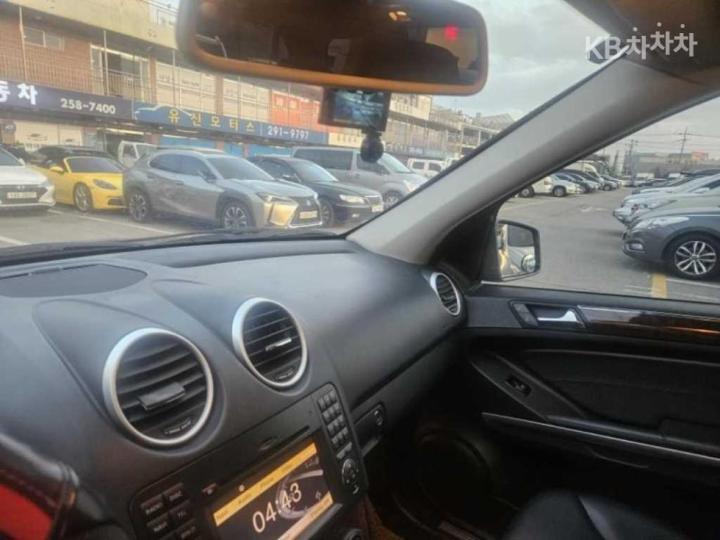 Mercedes-Benz M-Class New ML350 BlueTEC 4MATIC W166 10