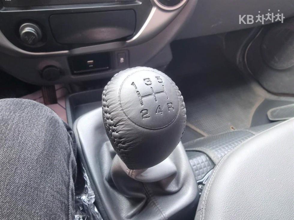 2020 - kia bongo iii