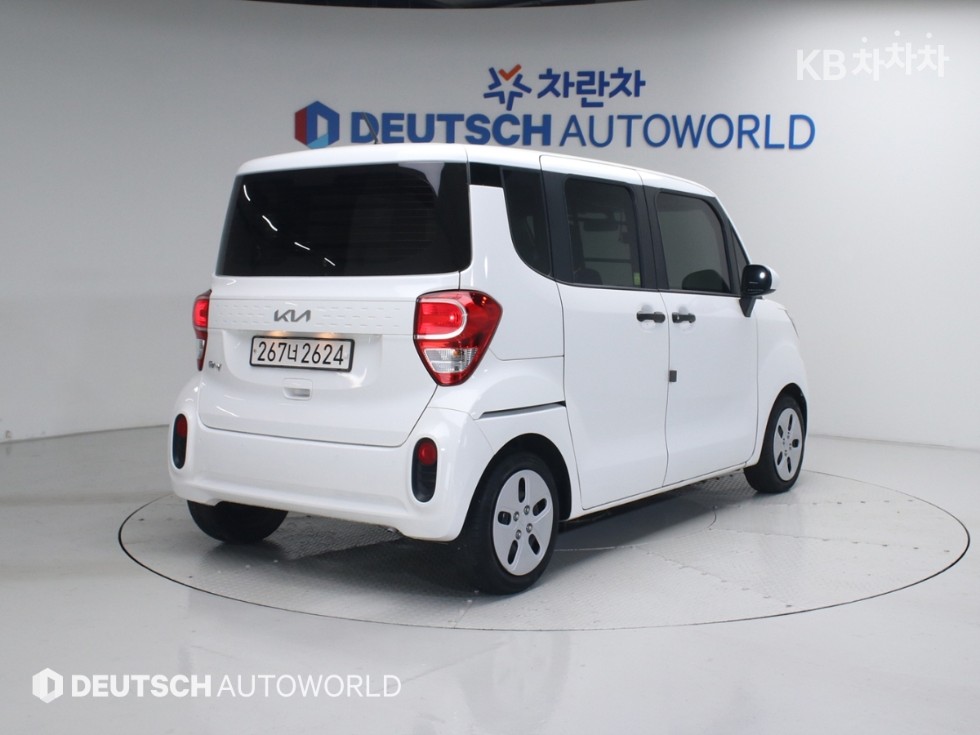 2022 - kia ray