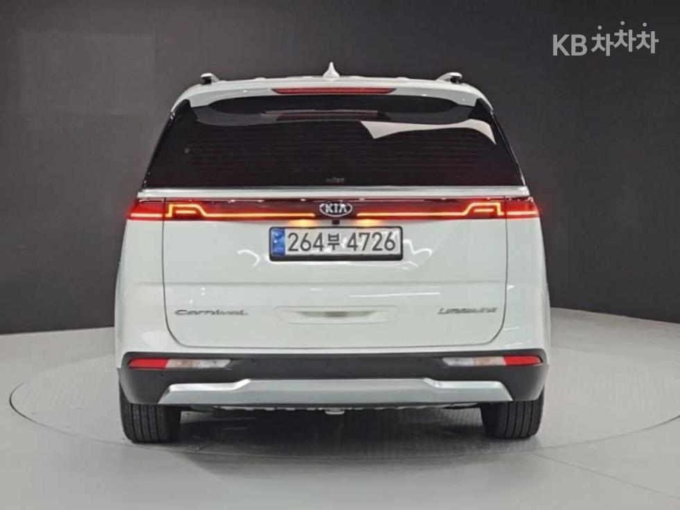 2021 - kia carnival