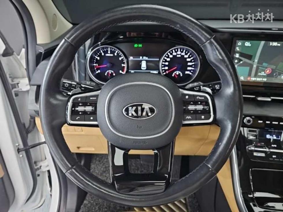 2021 - kia carnival