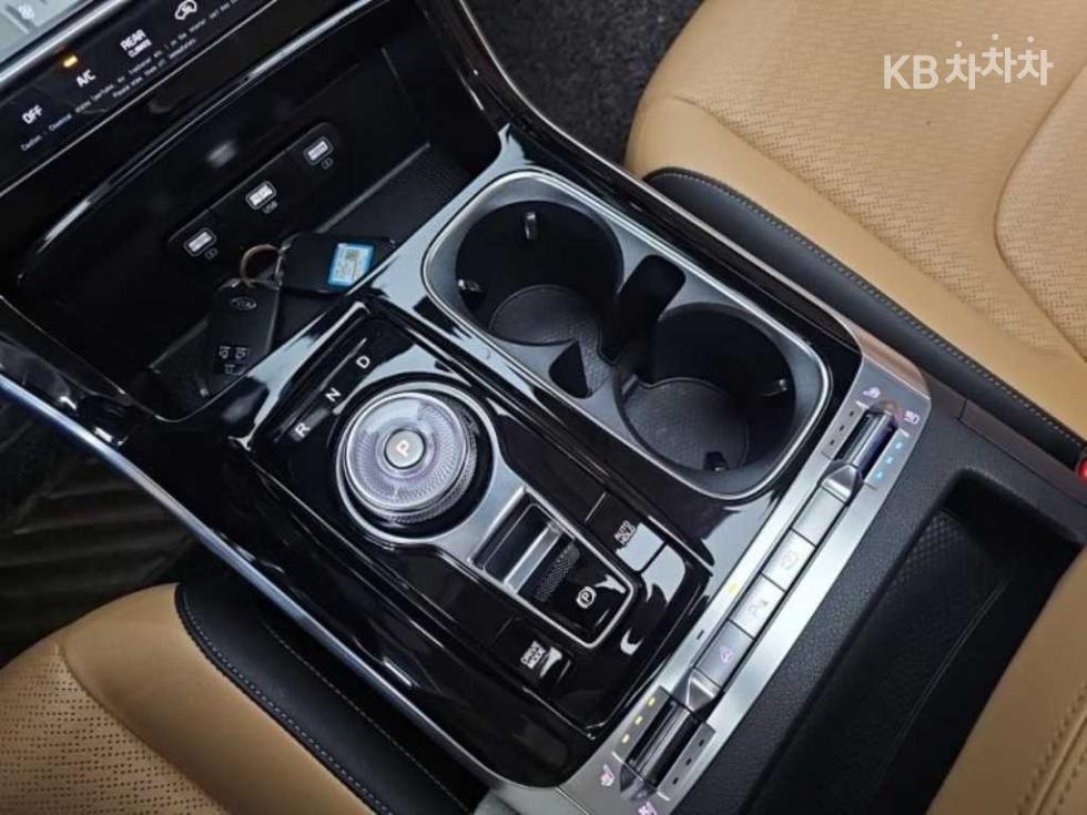 2021 - kia carnival