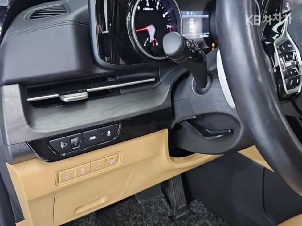 2021 - kia carnival