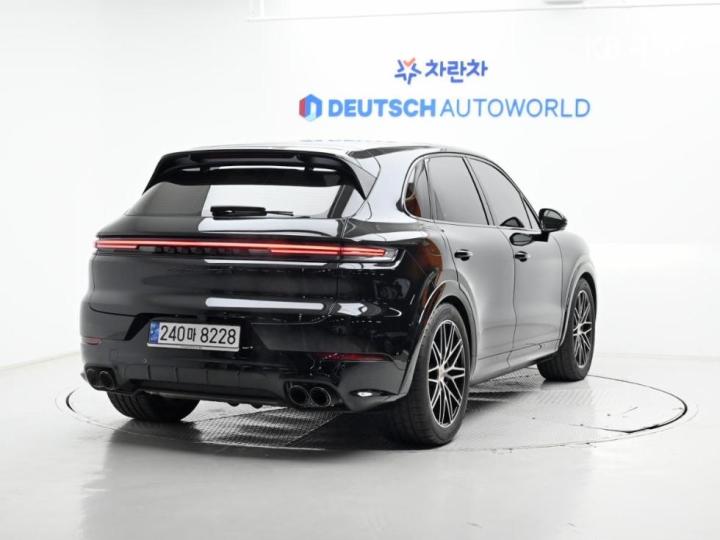Porsche Cayenne 9Y0 4.0 GTS Base Type 3