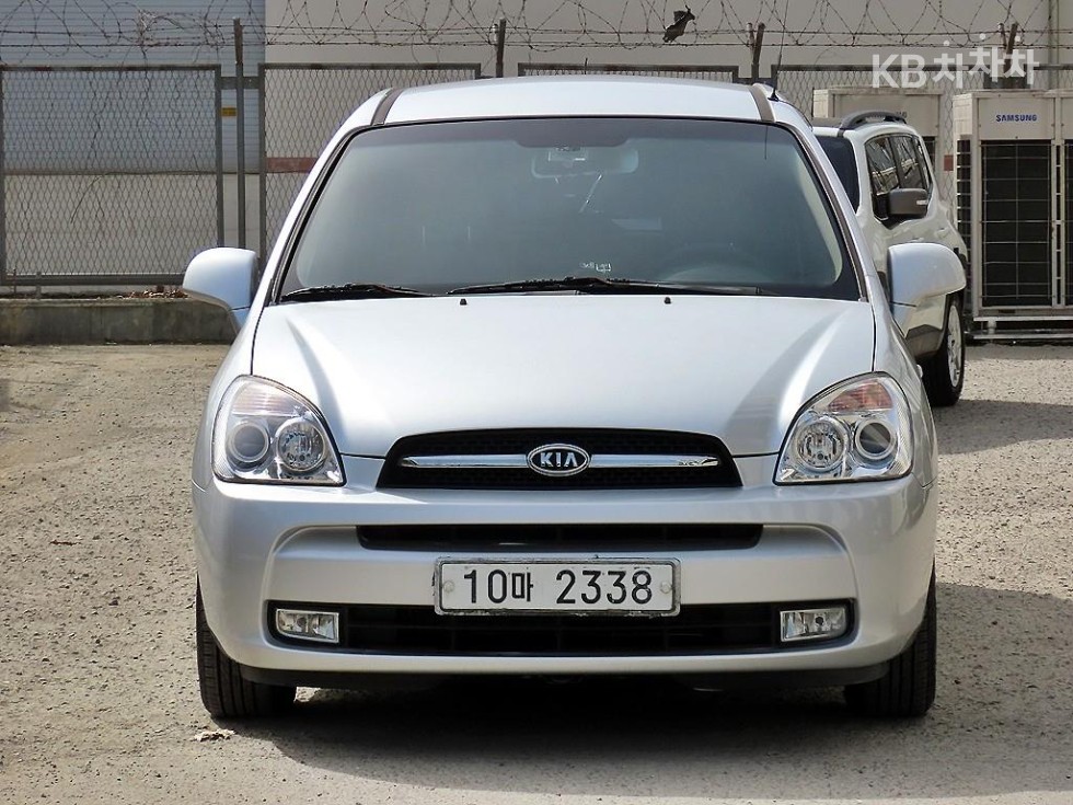 2007 kia carens