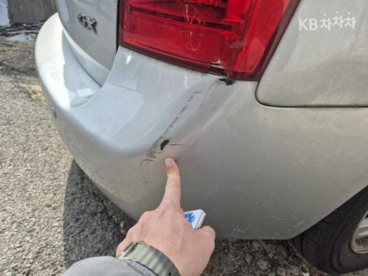 Kia Carens New 2.0 LPI GX Top Model 6