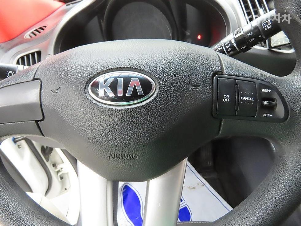 2013 - kia sportage