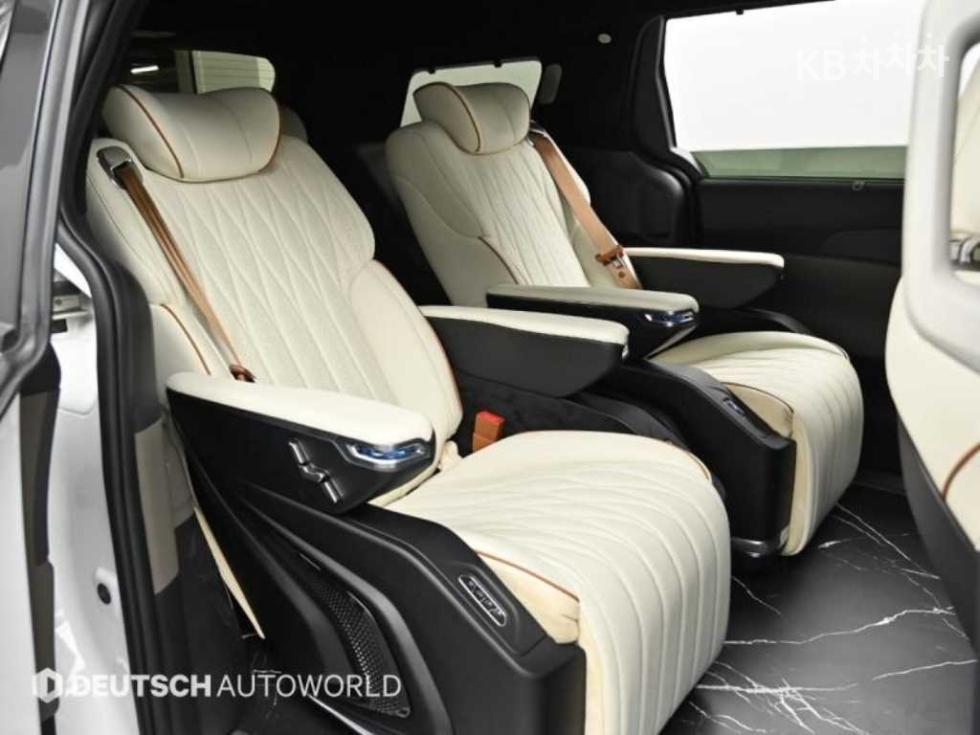 2024 - kia carnival