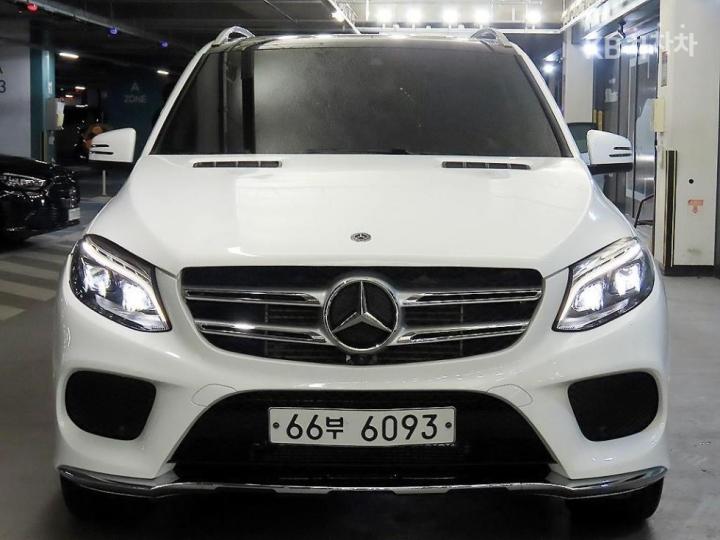 Mercedes-Benz GLE-Class W166 350d 4Matic Base Type 3