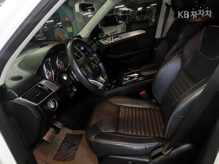 Mercedes-Benz GLE-Class W166 350d 4Matic Base Type 7