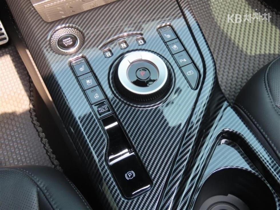 Kia Niro — miniaturë 6