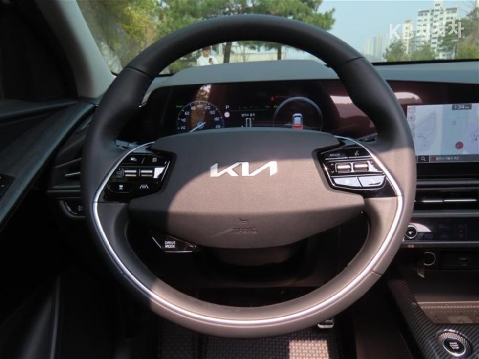 Kia Niro — miniaturë 16