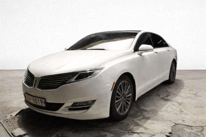 Lincoln MKZ New 2.0 EcoBoost Select 200A