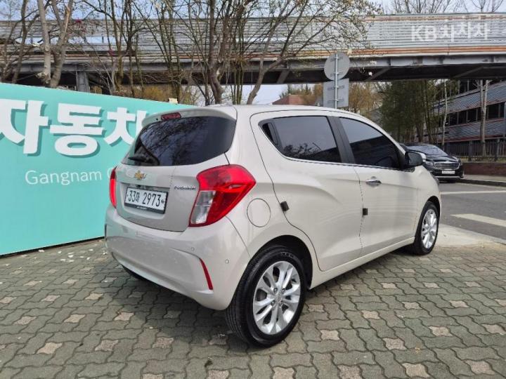Chevrolet Spark Premier Base Type 5