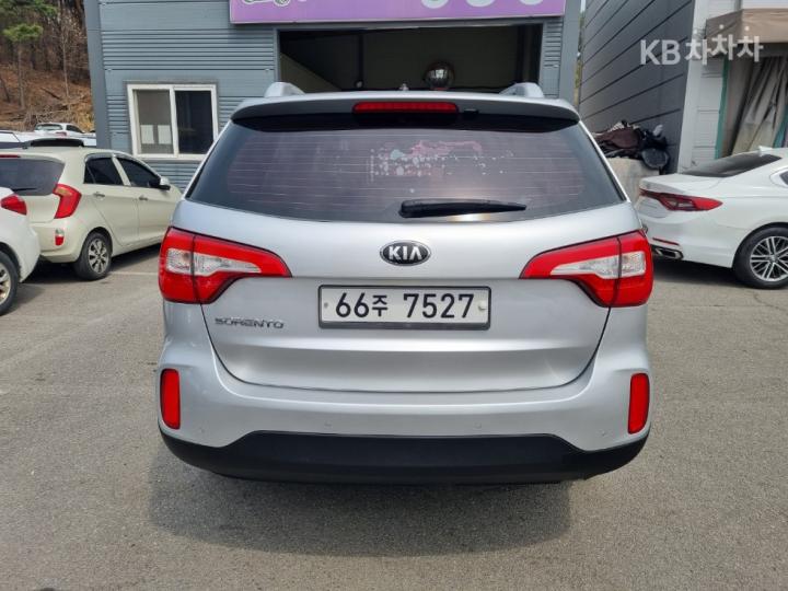 Kia Sorento New R Diesel 2.0 4WD Trendy 4