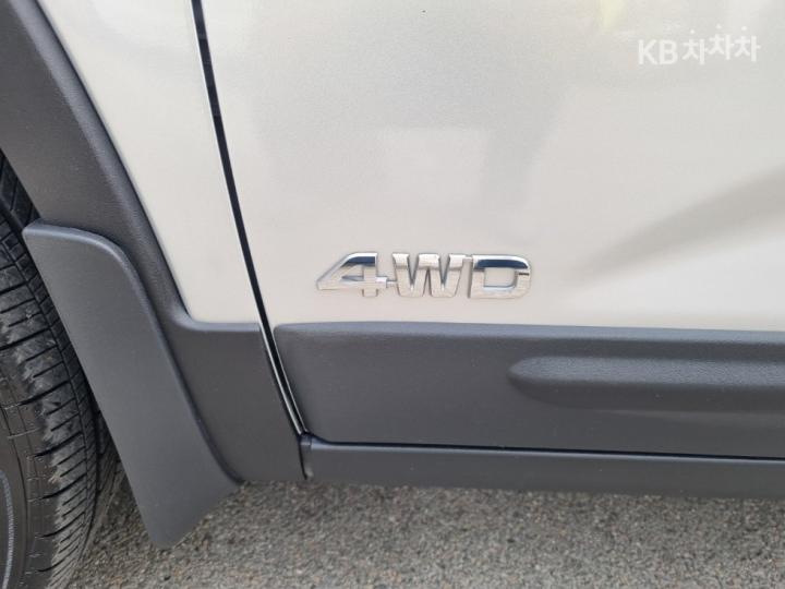 Kia Sorento New R Diesel 2.0 4WD Trendy 8