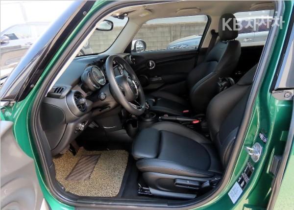 Mini Cooper 5 Duo 1.5 Base Type 6