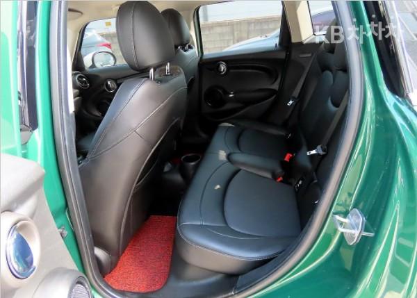 Mini Cooper 5 Duo 1.5 Base Type 7