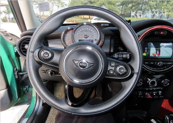 Mini Cooper 5 Duo 1.5 Base Type 9