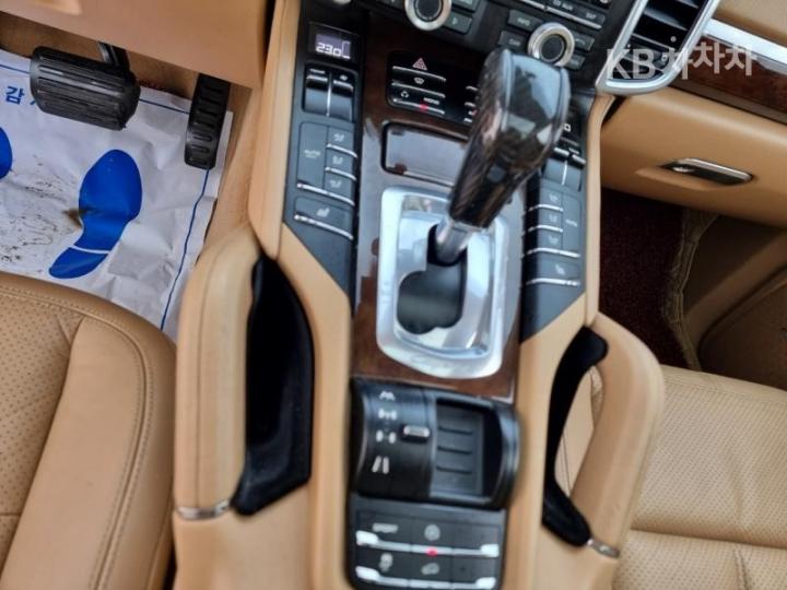 Porsche Cayenne New 958 3.0 Diesel 6