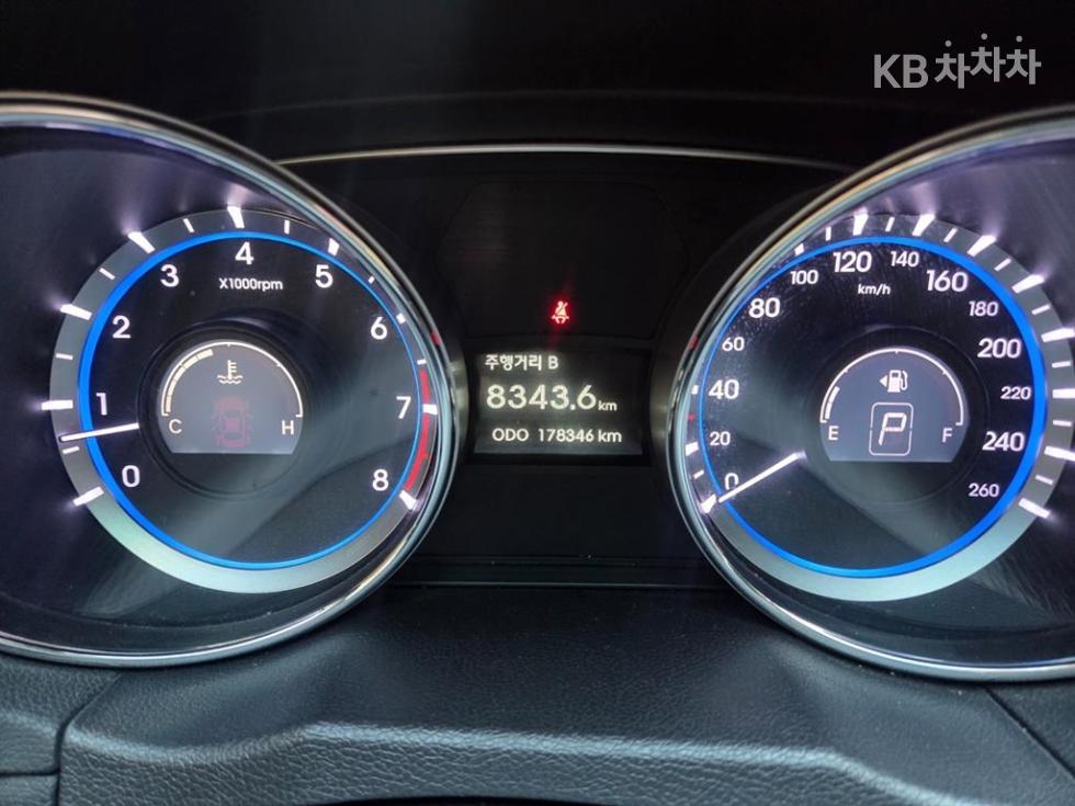 Hyundai Sonata — miniaturë 13