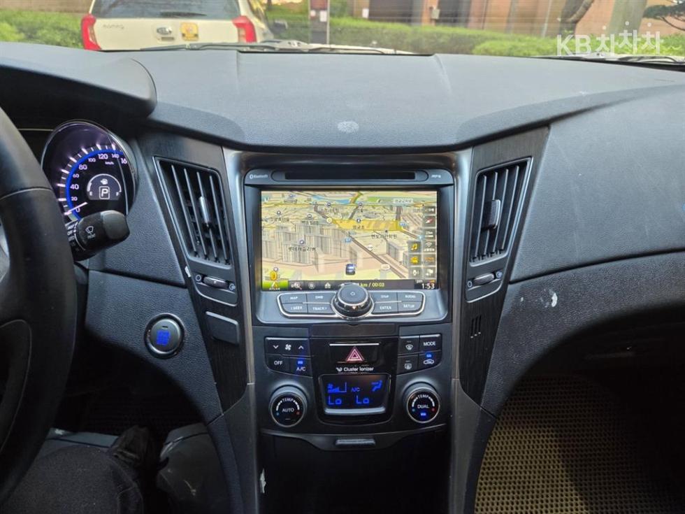 Hyundai Sonata — miniaturë 14