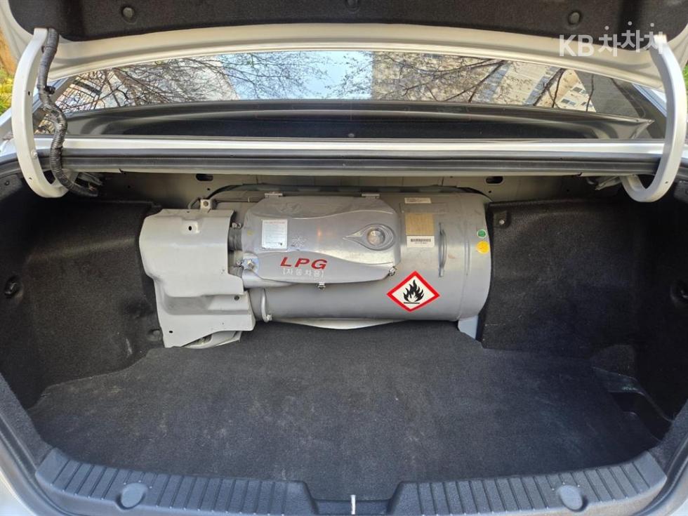 Hyundai Sonata — miniaturë 18