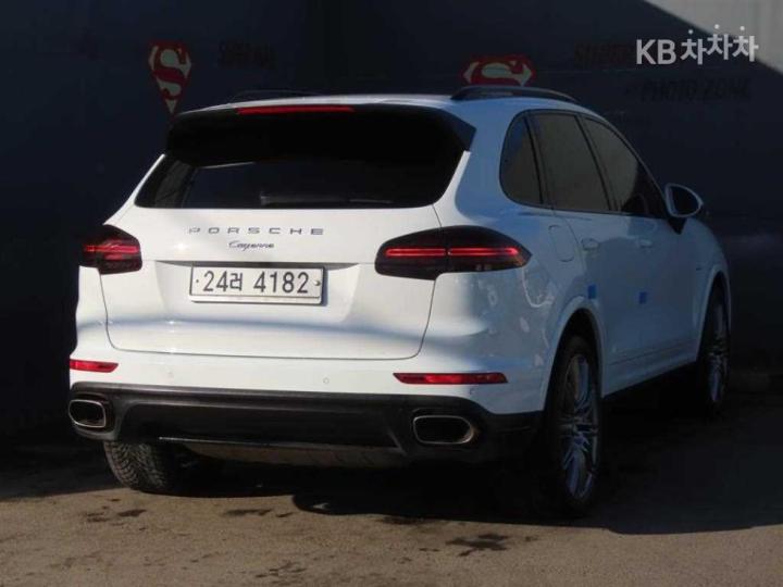 Porsche Cayenne New 958 3.0 Diesel Platinum Edition 4
