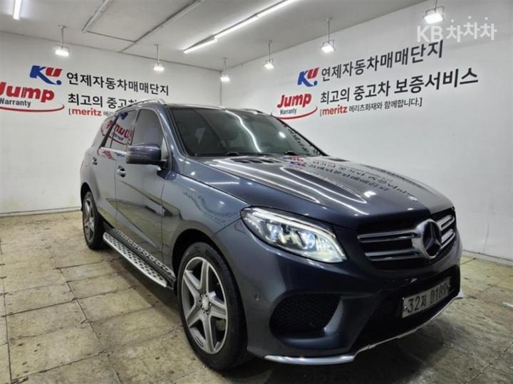 Mercedes-Benz GLE-Class W166 350d 4Matic Base Type 4