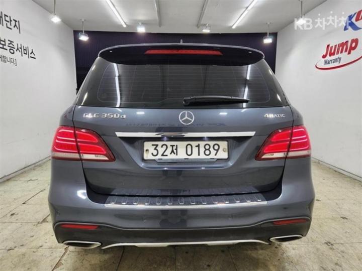 Mercedes-Benz GLE-Class W166 350d 4Matic Base Type 5