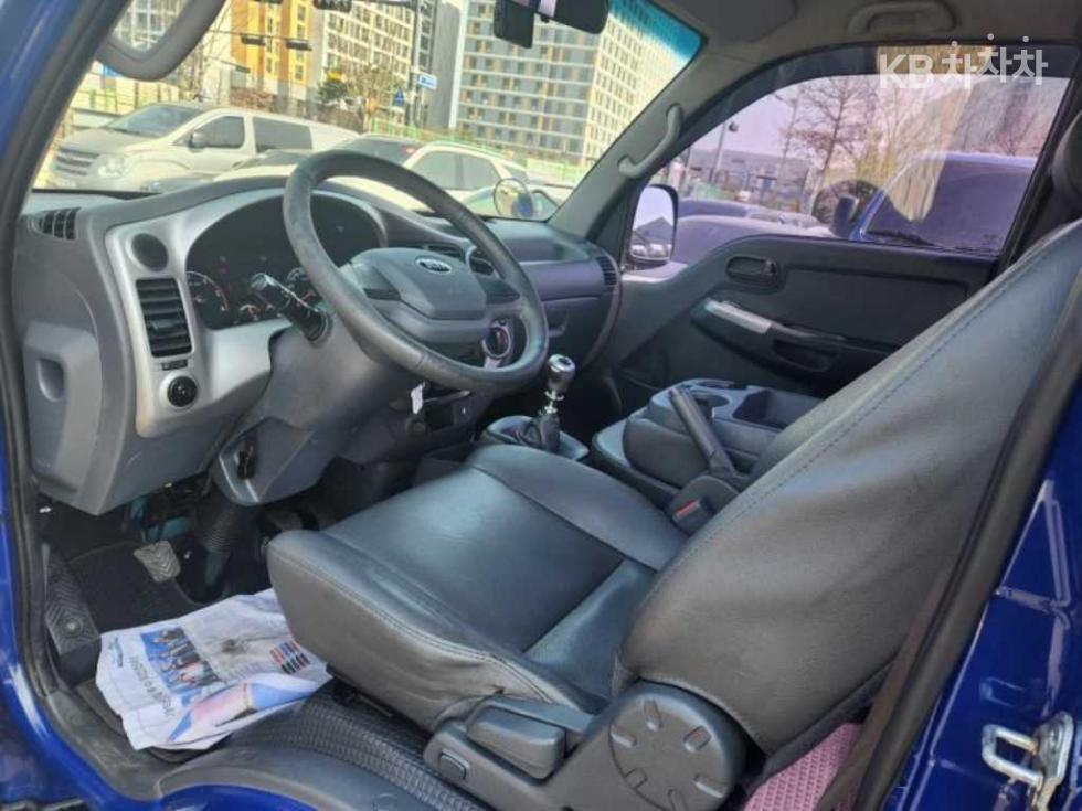 2016 - kia bongo iii