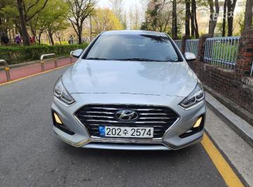 Hyundai Sonata 2.0 LPi 렌터카 — foto 1