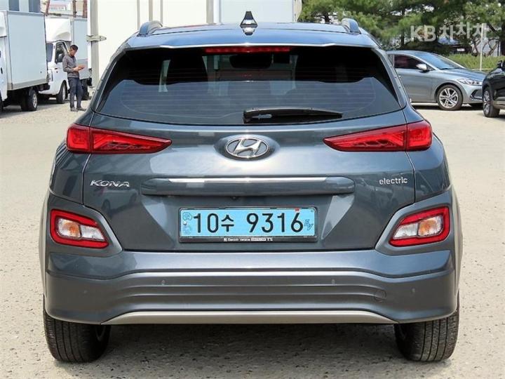 Hyundai Kona Electric Premium 5