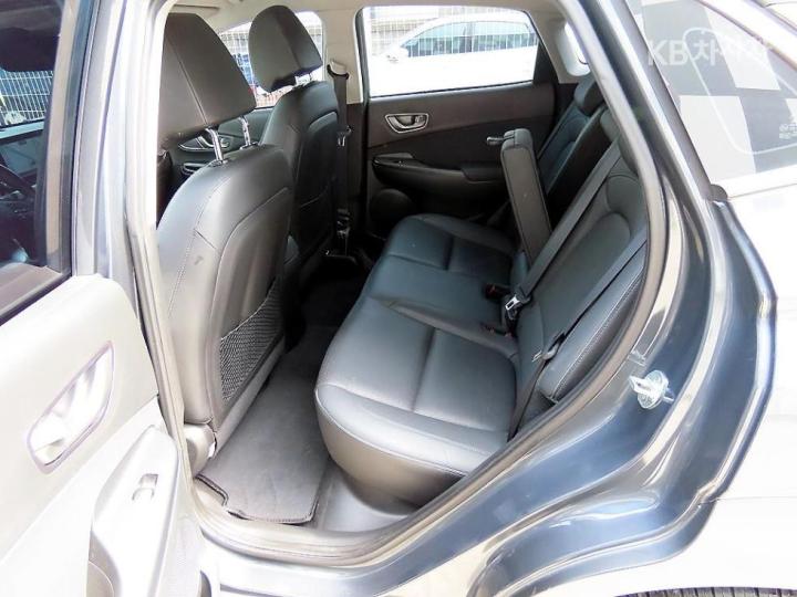 Hyundai Kona Electric Premium 7