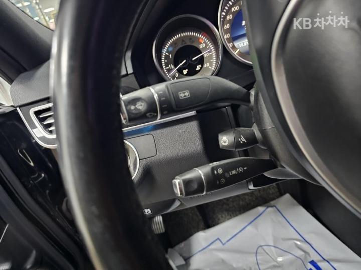 Mercedes-Benz E-Class New E220 BlueTEC Avantgarde Sport W212 7