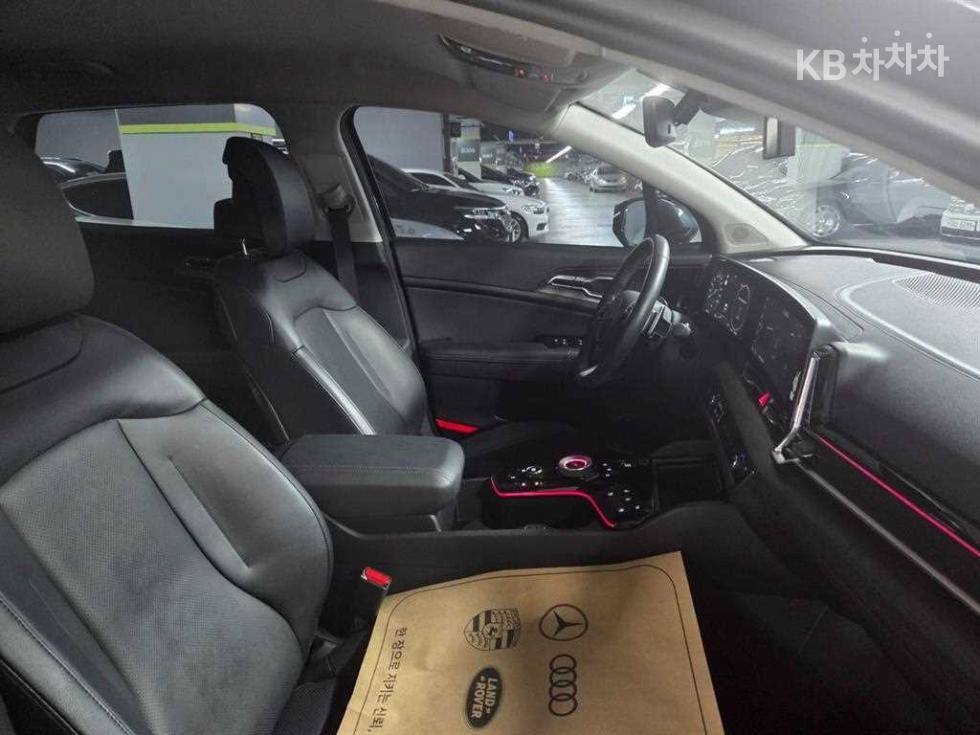 2022 - kia sportage