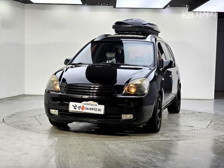 Kia Carens New 2.0 LPI GLX Top Model 3