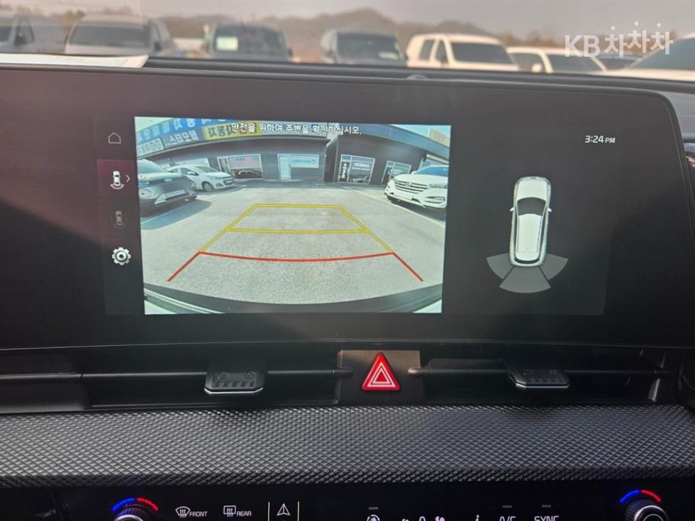 2022 - kia sportage