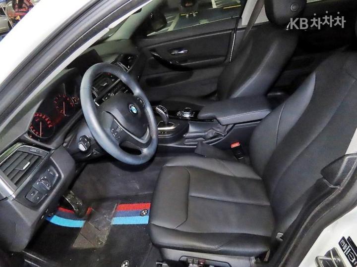 BMW 4 Series F32 420i Gran Coupe Special Edition 7