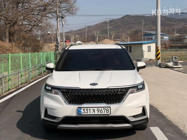 Kia Carnival D2.2 Prestige — фото 2
