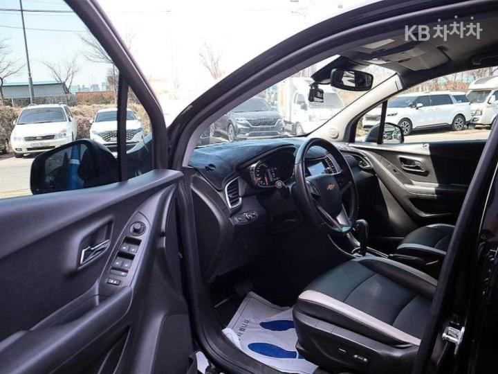 Chevrolet Trax 1.4 Perfect Black 7