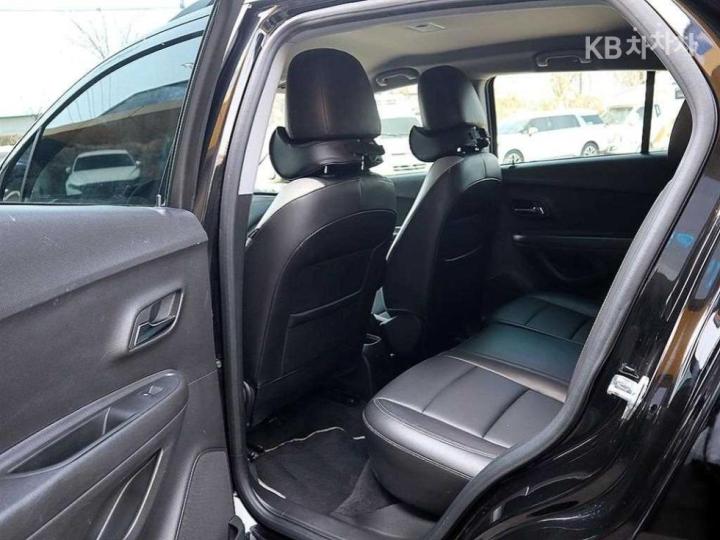 Chevrolet Trax 1.4 Perfect Black 8